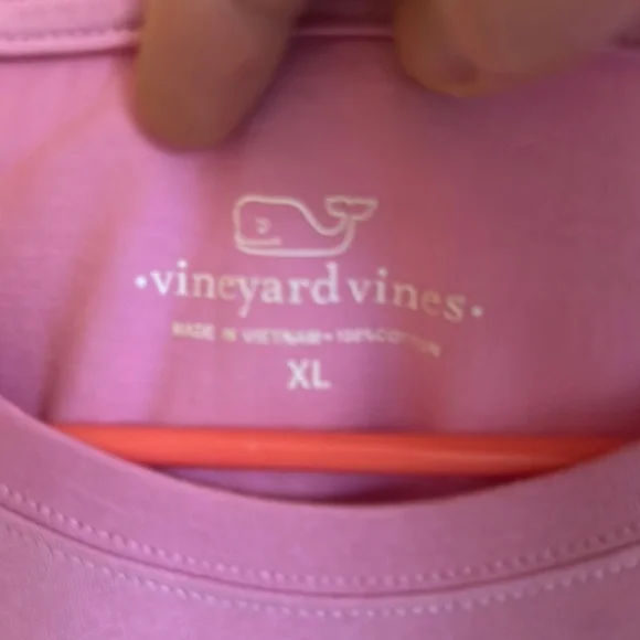 Vineyard Vines XL Pink Long Sleeve Tee with Crew Neck - Picture 2 of 3